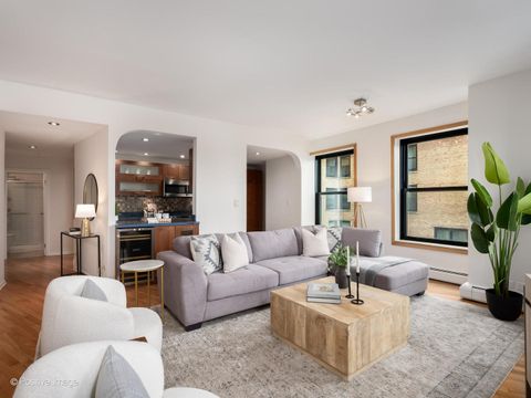 Tiny photo for 2100 N Lincoln Park West Park #5FN, Chicago, IL 60614 (MLS # 12545573)