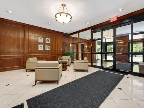 Tiny photo for 2100 N Lincoln Park West Park #5FN, Chicago, IL 60614 (MLS # 12545573)