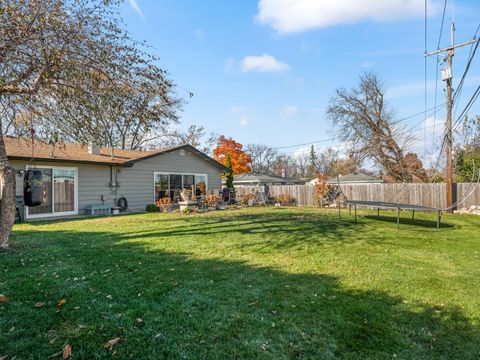 Tiny photo for 1905 Pierce Road, Hoffman Estates, IL 60169 (MLS # 12517753)