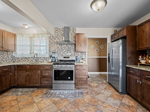 Tiny photo for 1905 Pierce Road, Hoffman Estates, IL 60169 (MLS # 12517753)