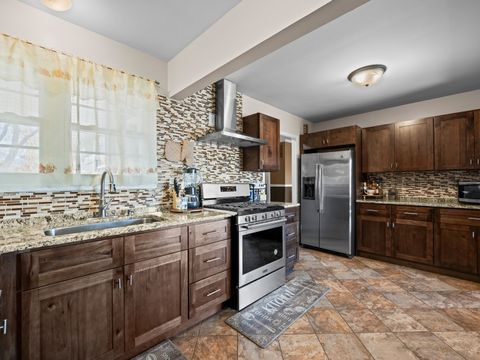 Tiny photo for 1905 Pierce Road, Hoffman Estates, IL 60169 (MLS # 12517753)