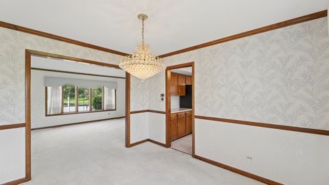 Tiny photo for 909 W Surrey Road, Addison, IL 60101 (MLS # 12642477)