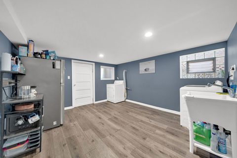 Tiny photo for 5551 S Albany Avenue, Chicago, IL 60629 (MLS # 12624396)