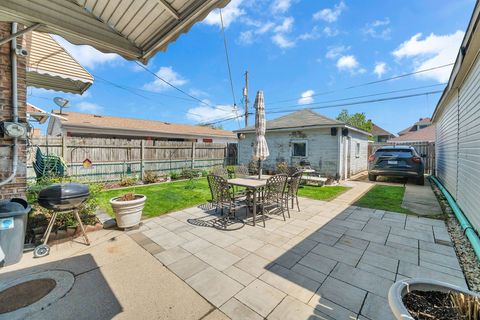 Tiny photo for 5551 S Albany Avenue, Chicago, IL 60629 (MLS # 12624396)
