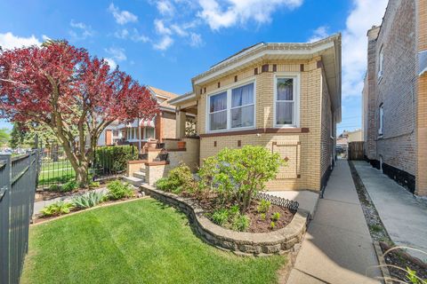 Tiny photo for 5551 S Albany Avenue, Chicago, IL 60629 (MLS # 12624396)