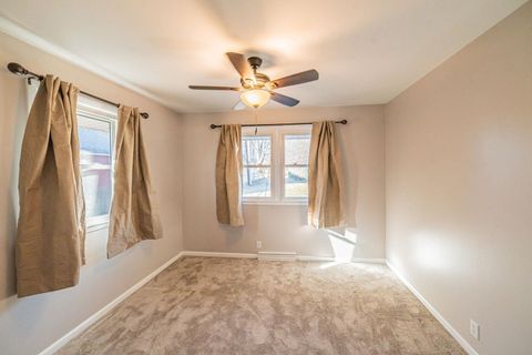 Tiny photo for 213 Dorris Dr Drive, Metropolis, IL 62960 (MLS # 100000626)