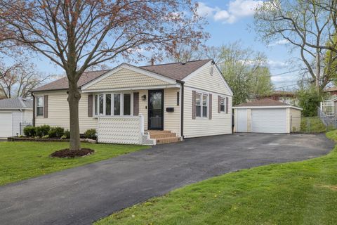 Photo of 16729 Normandy Drive, Tinley Park, IL 60477 (MLS # 12617313)