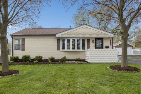 Tiny photo for 16729 Normandy Drive, Tinley Park, IL 60477 (MLS # 12617313)