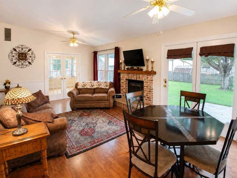Tiny photo for 1010 Fox Run Lane, Algonquin, IL 60102 (MLS # 12739041)