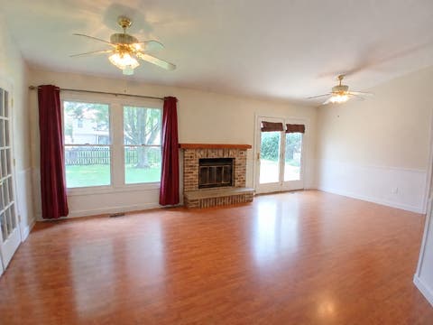 Tiny photo for 1010 Fox Run Lane, Algonquin, IL 60102 (MLS # 12739041)
