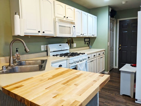 Tiny photo for 205 S Hossack Street, Seneca, IL 61360 (MLS # 12682018)