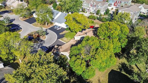 Tiny photo for 136 Wolcott Court #O2, Schaumburg, IL 60193 (MLS # 12492091)