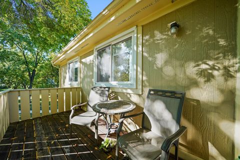 Tiny photo for 136 Wolcott Court #O2, Schaumburg, IL 60193 (MLS # 12492091)