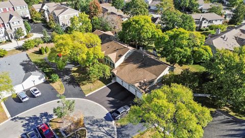 Tiny photo for 136 Wolcott Court #O2, Schaumburg, IL 60193 (MLS # 12492091)