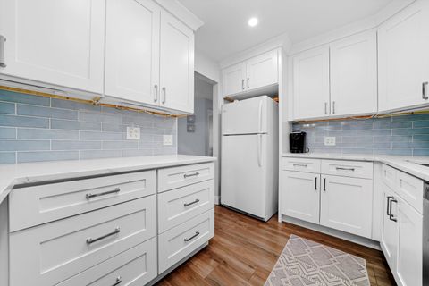 Tiny photo for 136 Wolcott Court #O2, Schaumburg, IL 60193 (MLS # 12492091)