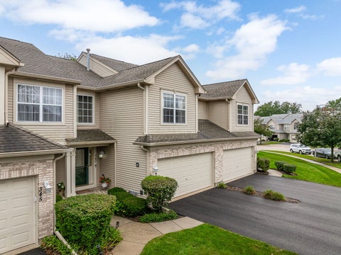 Tiny photo for 347 Gladstone Lane, Elgin, IL 60120 (MLS # 12769606)