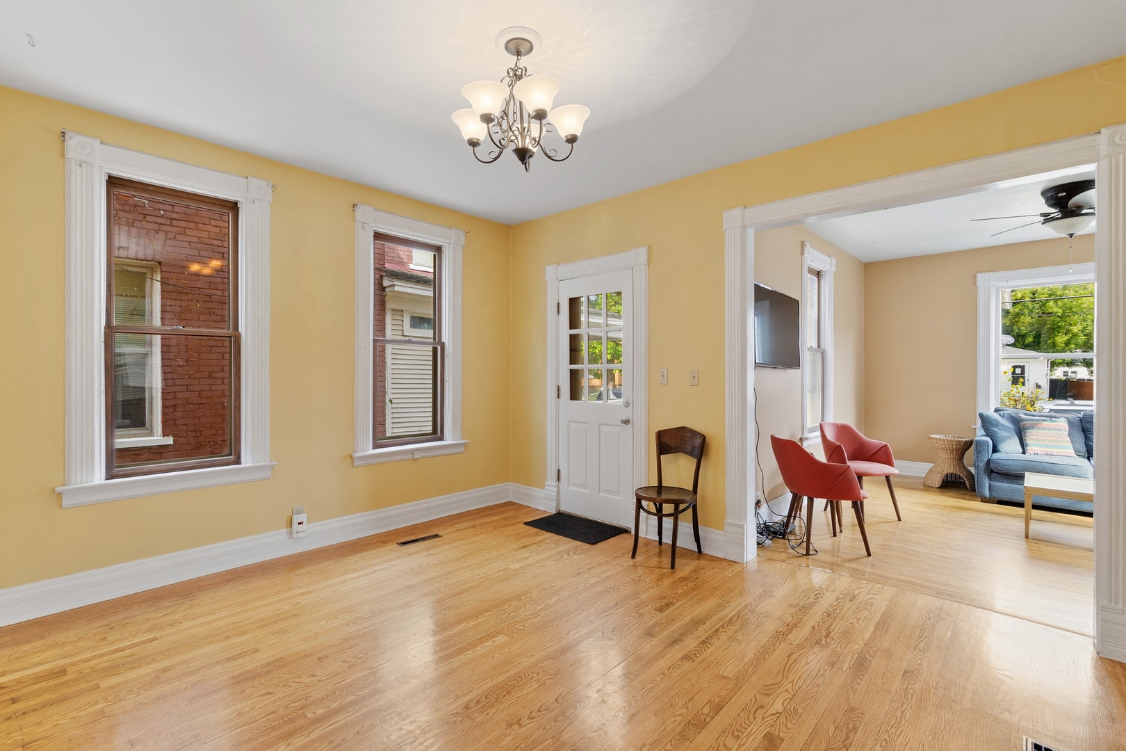 446 W Park Avenue