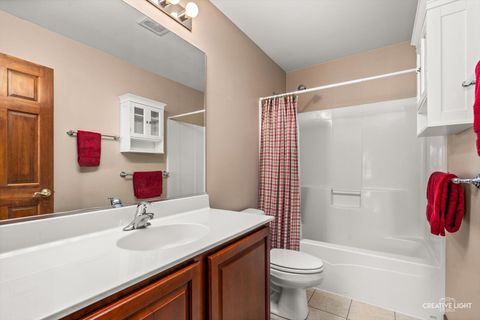 Tiny photo for 124 W Park Avenue #D, Sugar Grove, IL 60554 (MLS # 11939276)