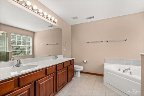 Tiny photo for 124 W Park Avenue #D, Sugar Grove, IL 60554 (MLS # 11939276)