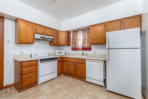 Tiny photo for 108 W Wilson Street, Streator, IL 61364 (MLS # 12565911)