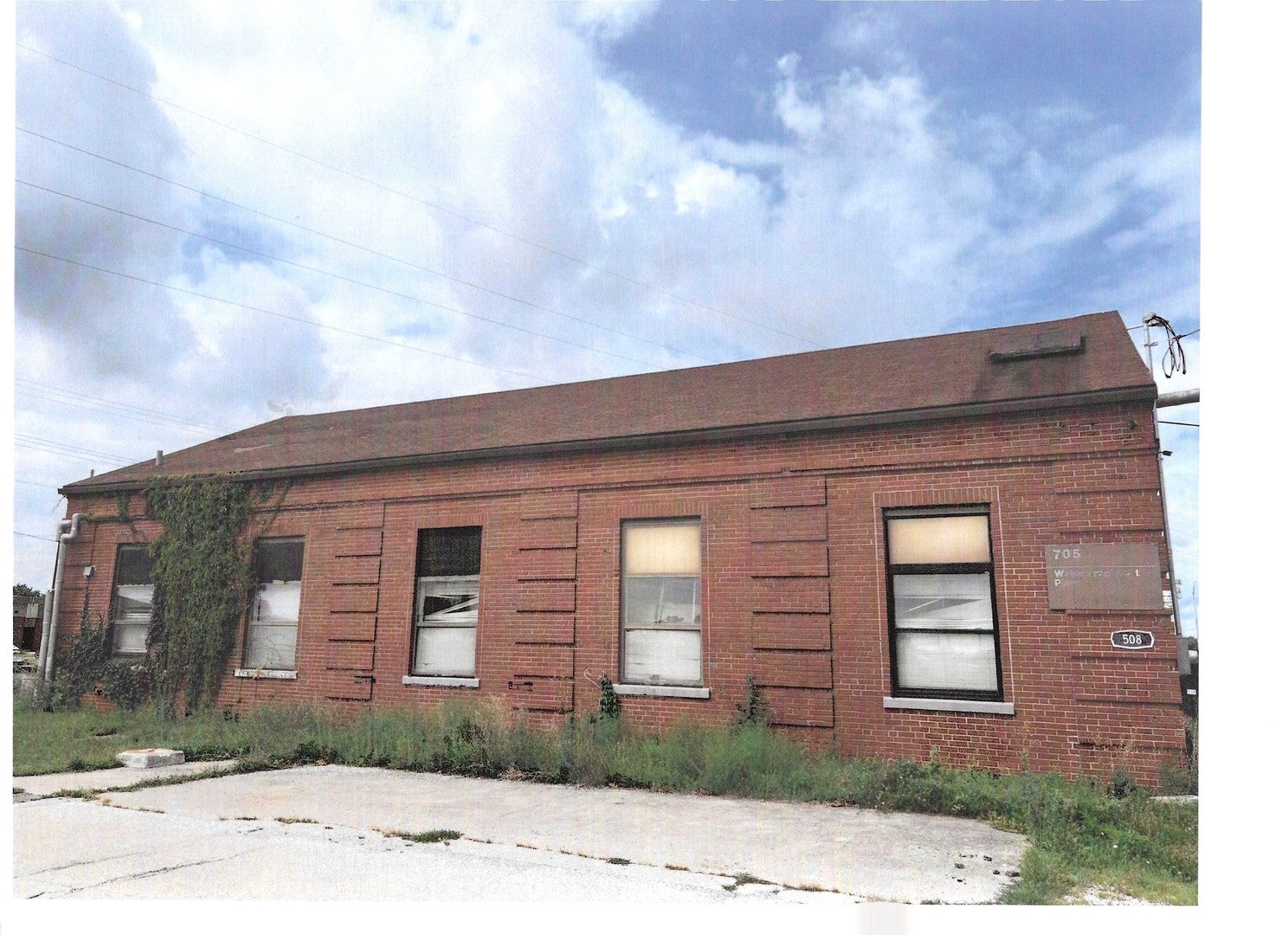 508 EAGLE Drive