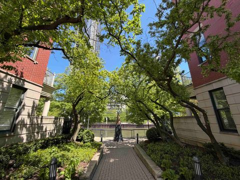 Tiny photo for 501 N Clinton Street #3203, Chicago, IL 60654 (MLS # 12627108)