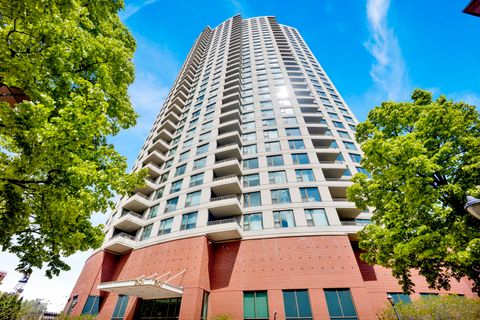 501 N Clinton Street 3203 Chicago IL 60654