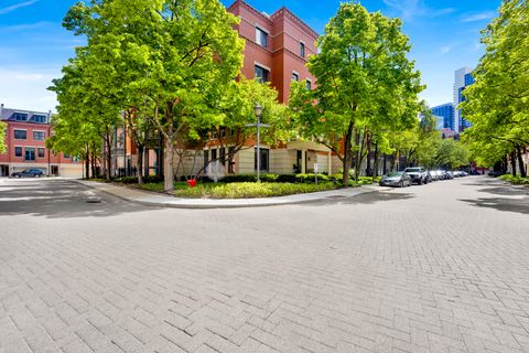 Tiny photo for 501 N Clinton Street #3203, Chicago, IL 60654 (MLS # 12627108)