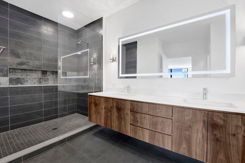 Tiny photo for 501 N Clinton Street #3203, Chicago, IL 60654 (MLS # 12627108)