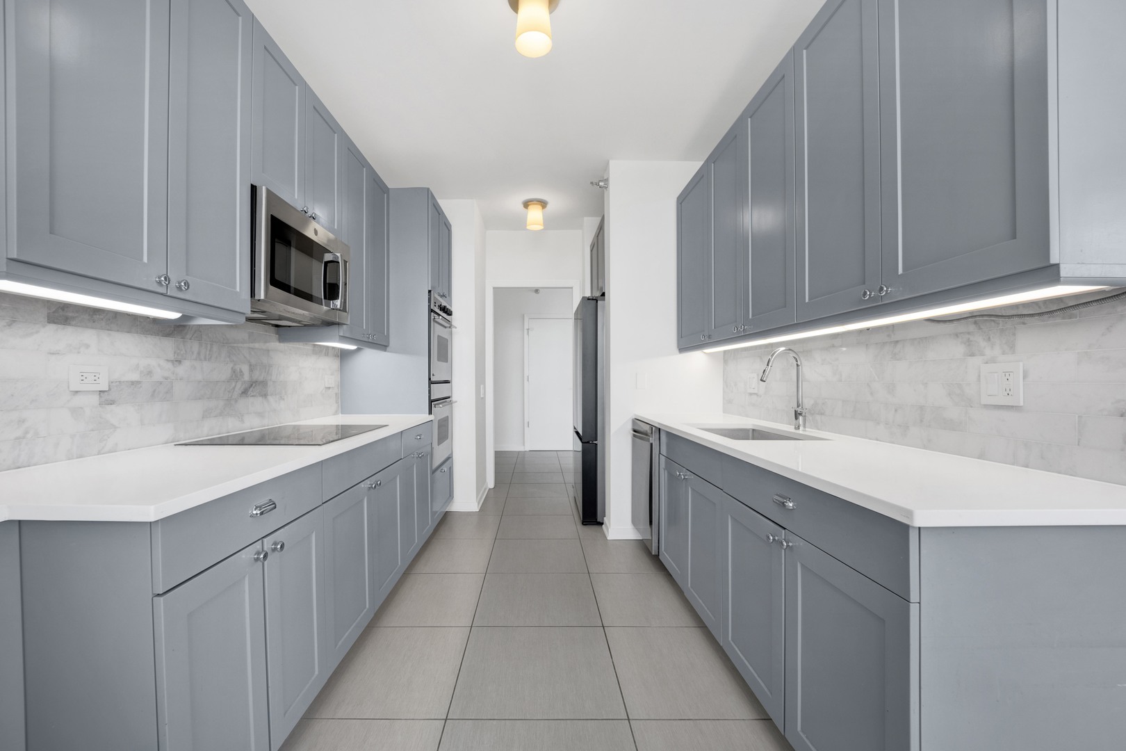 501 N Clinton Street 3203