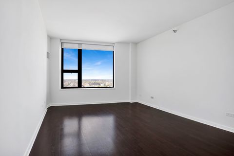 Tiny photo for 501 N Clinton Street #3203, Chicago, IL 60654 (MLS # 12627108)