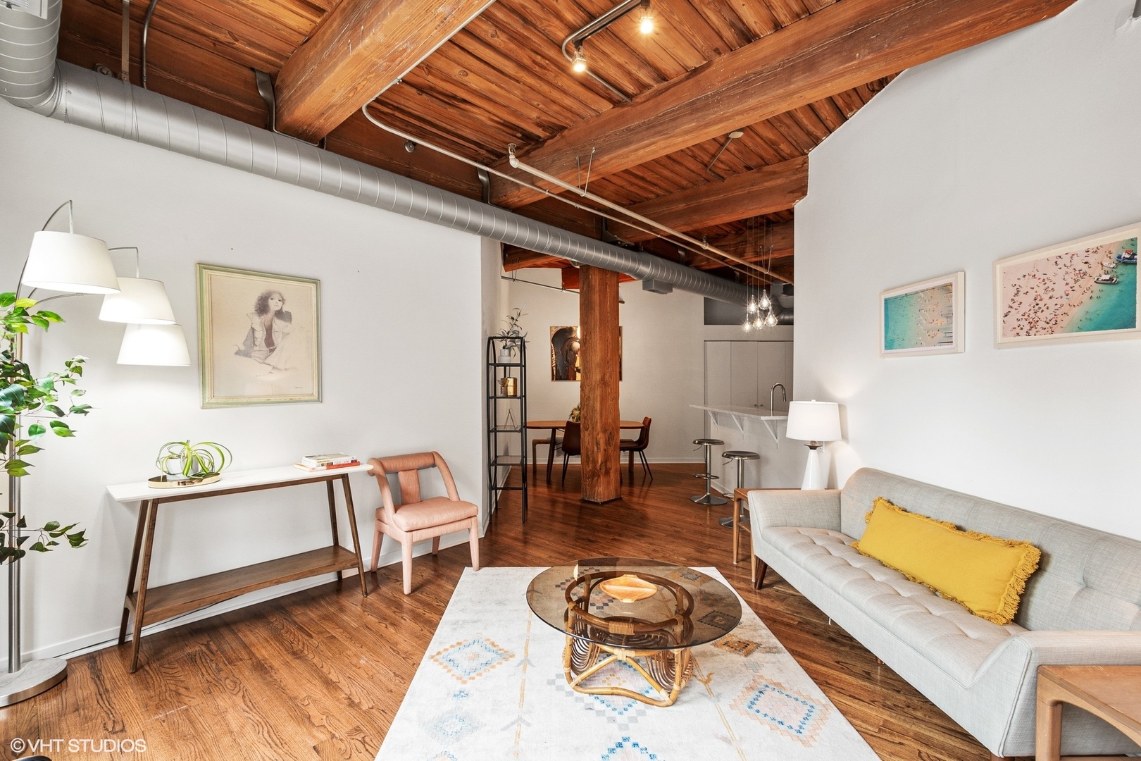 225 W Huron Street 207