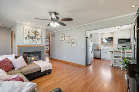 Tiny photo for 417 Lawrence Avenue, Grayslake, IL 60030 (MLS # 12573005)