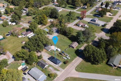 Tiny photo for 1214 E SLOAN Street, Harrisburg, IL 62946 (MLS # EB455664)