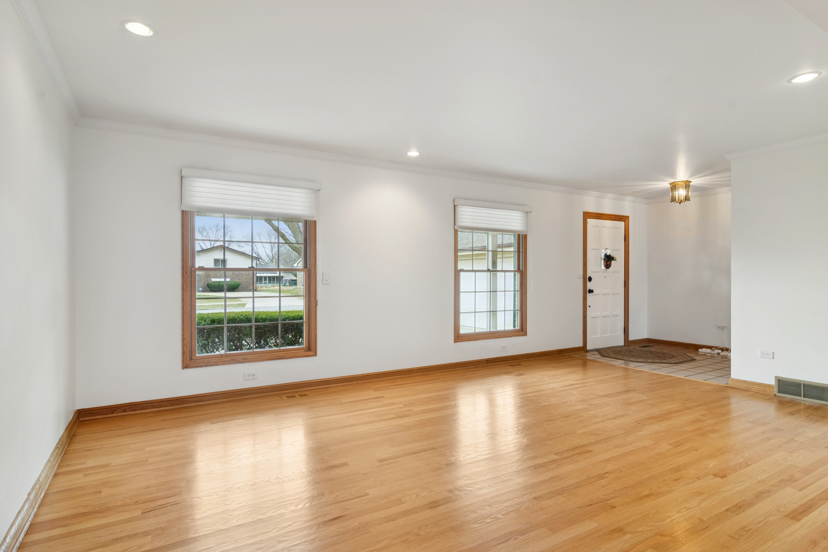 1522 E Fleming Drive N