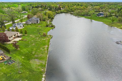Tiny photo for 28 Windemere Lane, South Barrington, IL 60010 (MLS # 12647711)