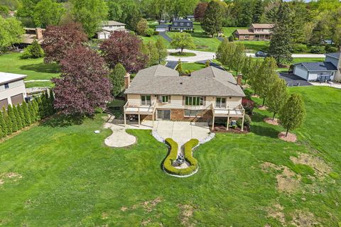 Tiny photo for 28 Windemere Lane, South Barrington, IL 60010 (MLS # 12647711)