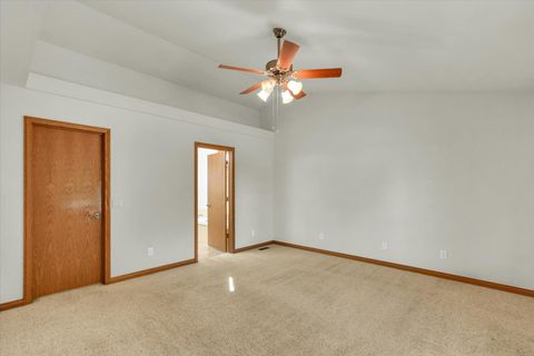 Tiny photo for 2605 N Skyline Drive, Urbana, IL 61802 (MLS # 12477832)