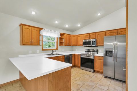 Tiny photo for 2605 N Skyline Drive, Urbana, IL 61802 (MLS # 12477832)