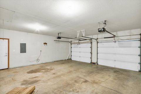 Tiny photo for 2605 N Skyline Drive, Urbana, IL 61802 (MLS # 12477832)