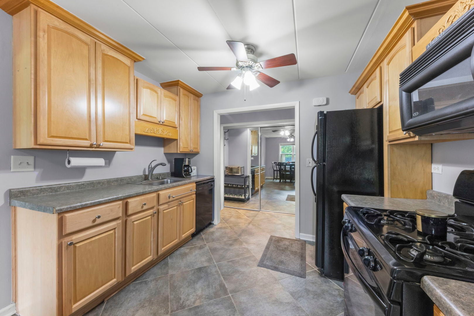 809 E Miner Street 1B