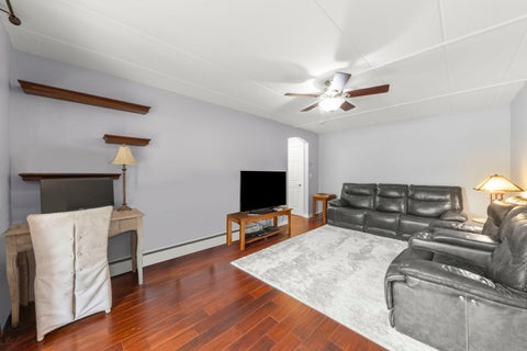 Tiny photo for 809 E Miner Street #1B, Arlington Heights, IL 60004 (MLS # 12693080)