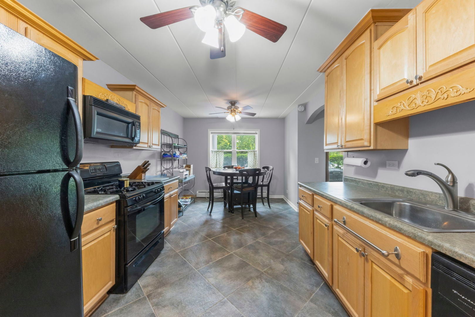 809 E Miner Street 1B
