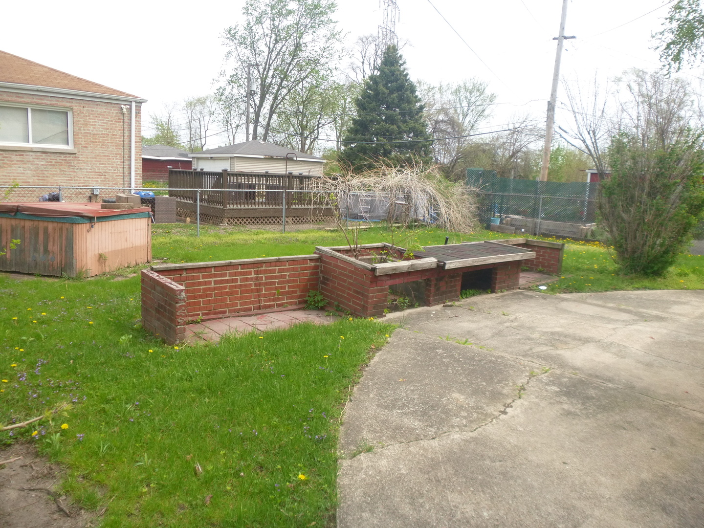 950 W 114th Place