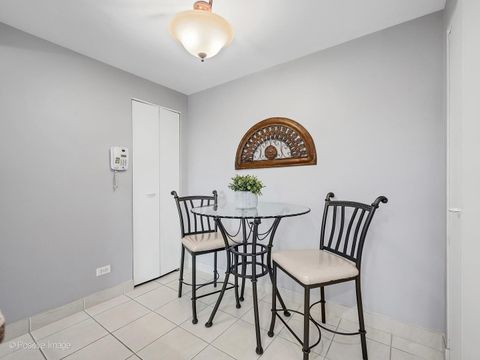 Tiny photo for 6340 Americana Drive #310, Willowbrook, IL 60527 (MLS # 12652812)