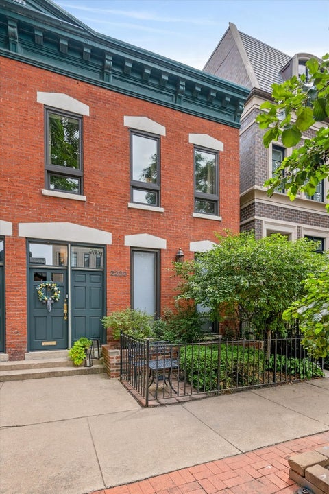 Tiny photo for 2239 N Magnolia Avenue #2, Chicago, IL 60614 (MLS # 12711506)