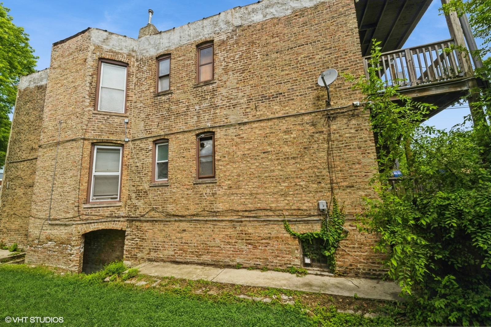 6621 S Marquette Drive
