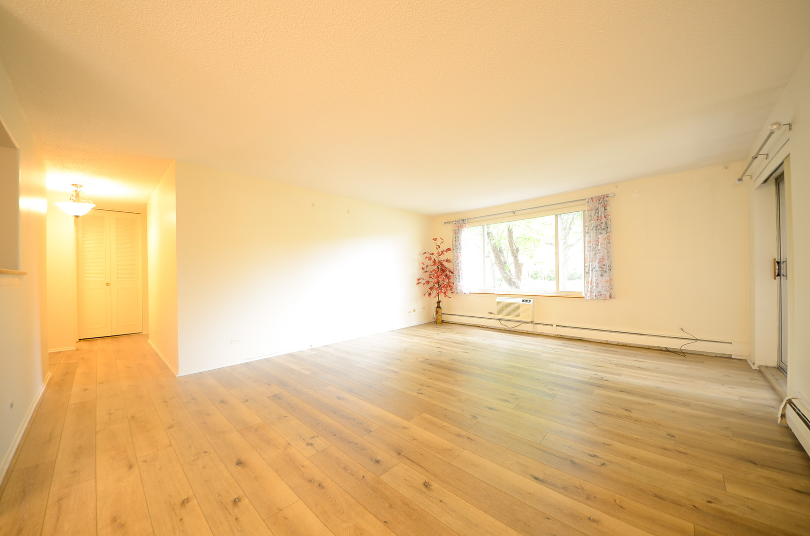 1206 S New Wilke Road 108