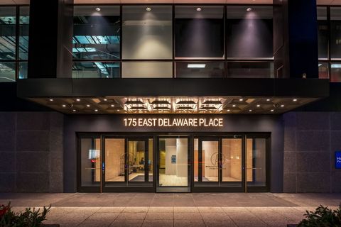 Photo of 175 E Delaware Place #5801-02, Chicago, IL 60611 (MLS # 12299031)