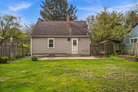 Tiny photo for 511 Elm Avenue, Geneva, IL 60134 (MLS # 12624317)